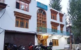 Hotel Border View