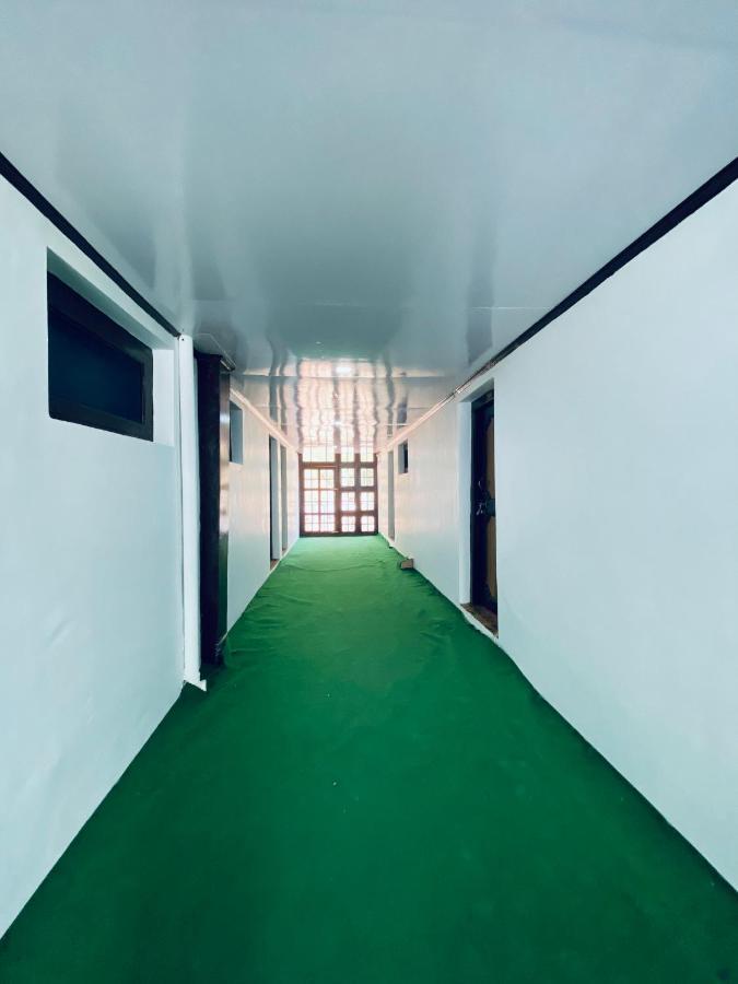 Hotel Border View Kargil Exterior photo