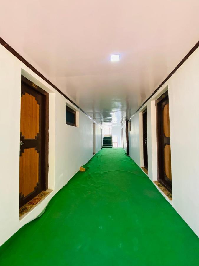 Hotel Border View Kargil Exterior photo